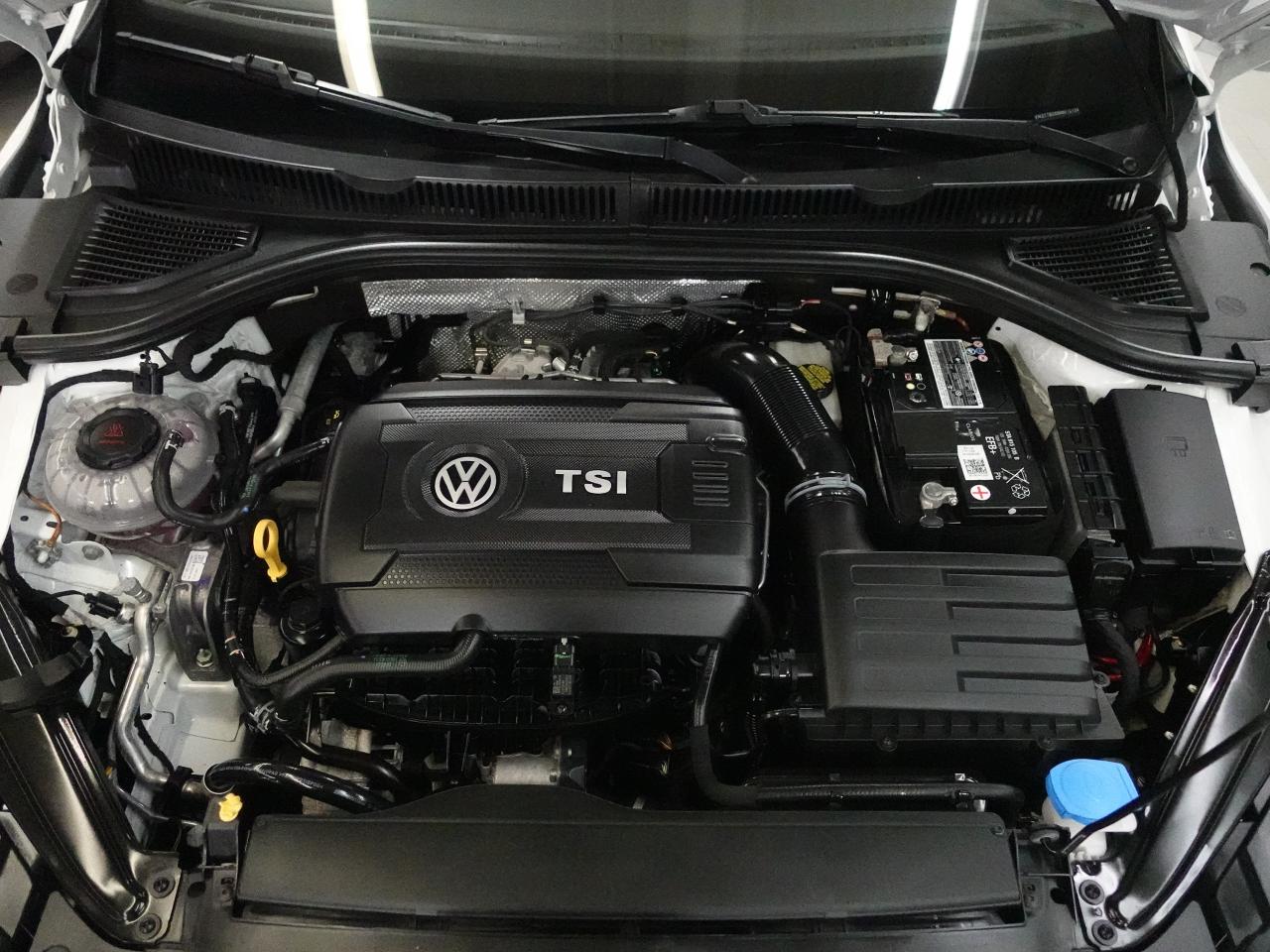 2022 Volkswagen Jetta GLI Nav | Leather | Sunroof | ACC | BSM | CarPlay