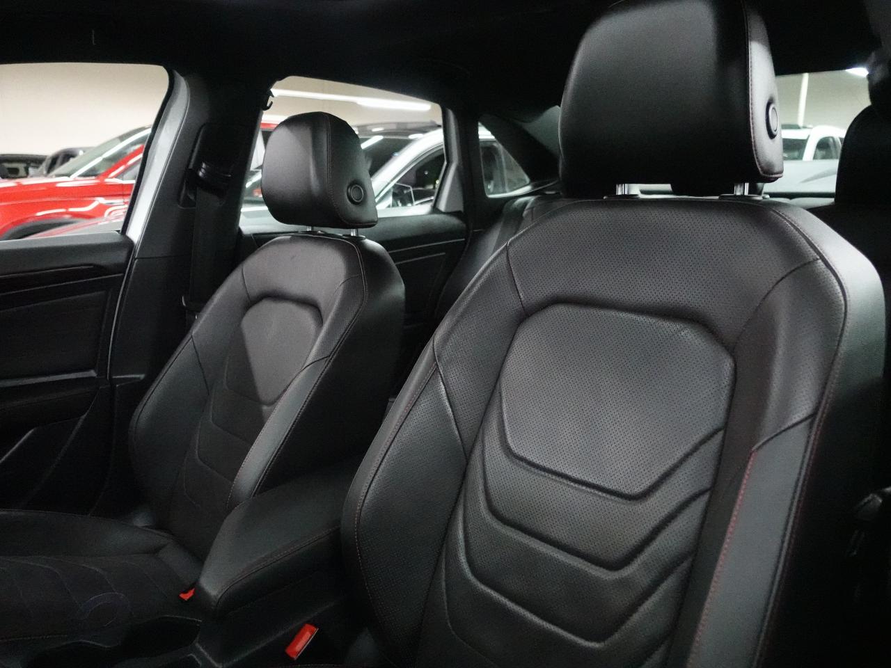 2022 Volkswagen Jetta GLI Nav | Leather | Sunroof | ACC | BSM | CarPlay