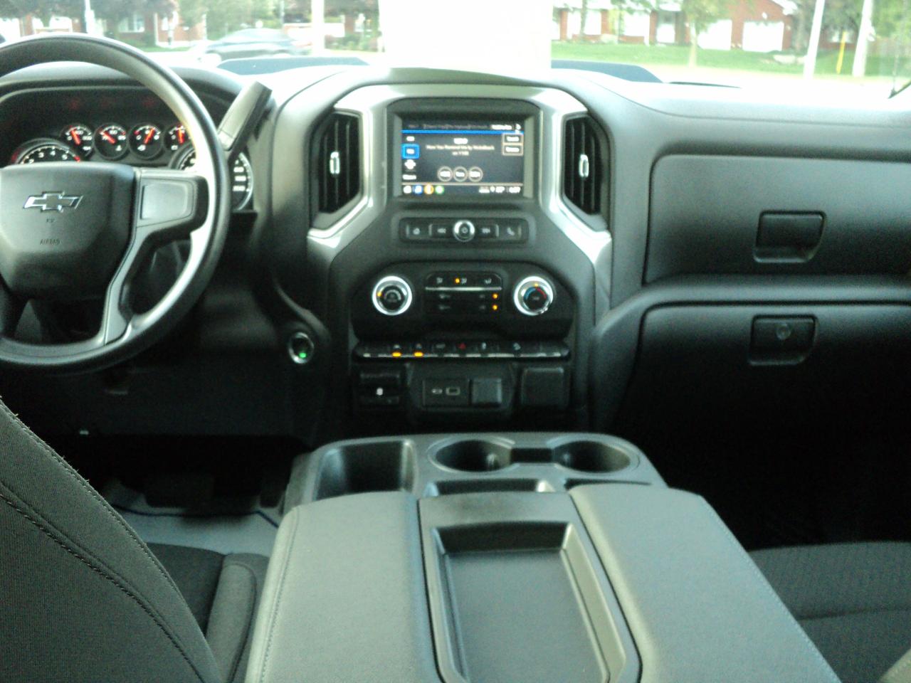 2023 Chevrolet Silverado 1500 CustomTrailBoss CrewCab4WD Z71 2.7L4cylGas 6'7"Box - Photo #16