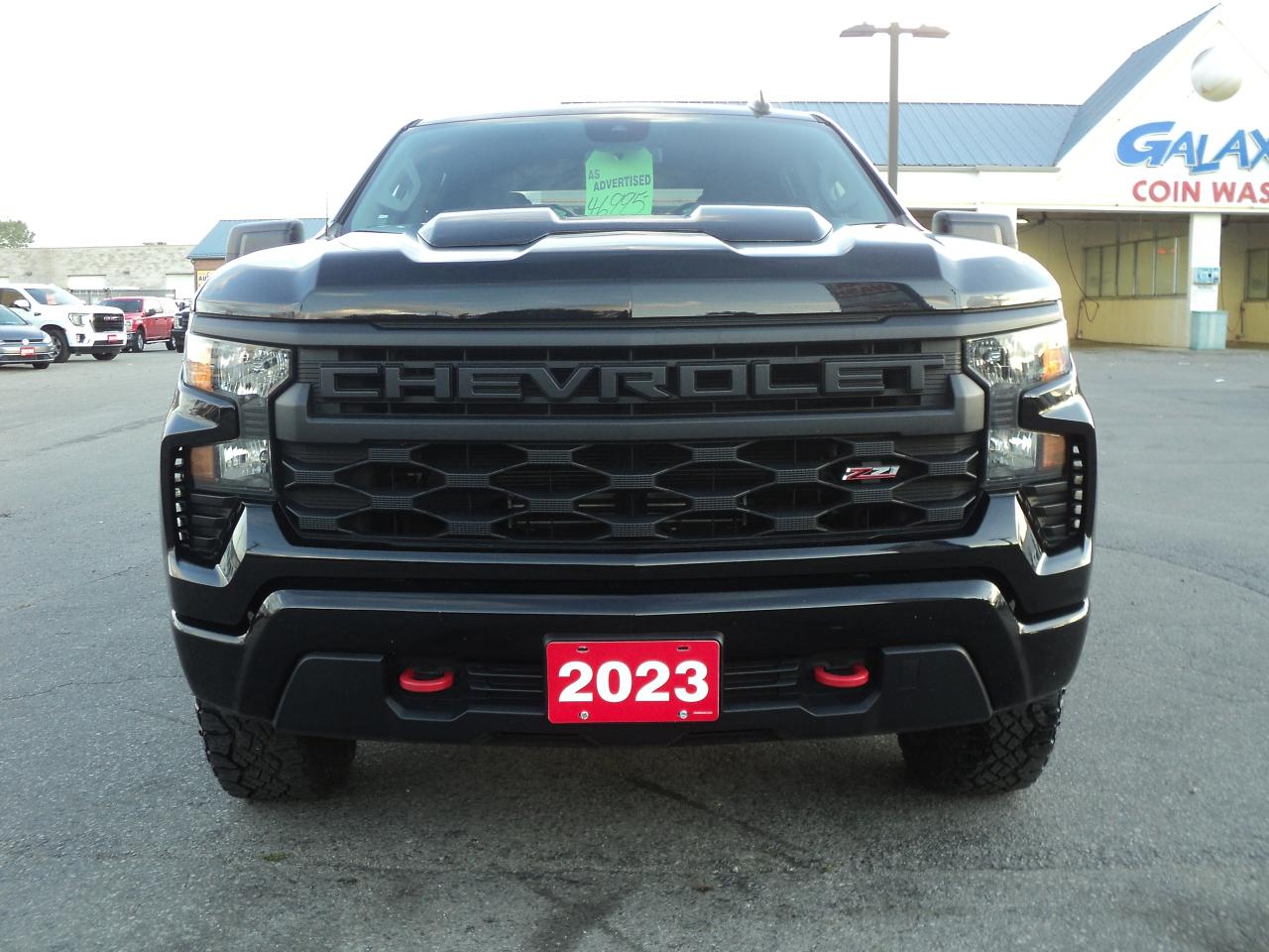 2023 Chevrolet Silverado 1500 CustomTrailBoss CrewCab4WD Z71 2.7L4cylGas 6'7"Box - Photo #4