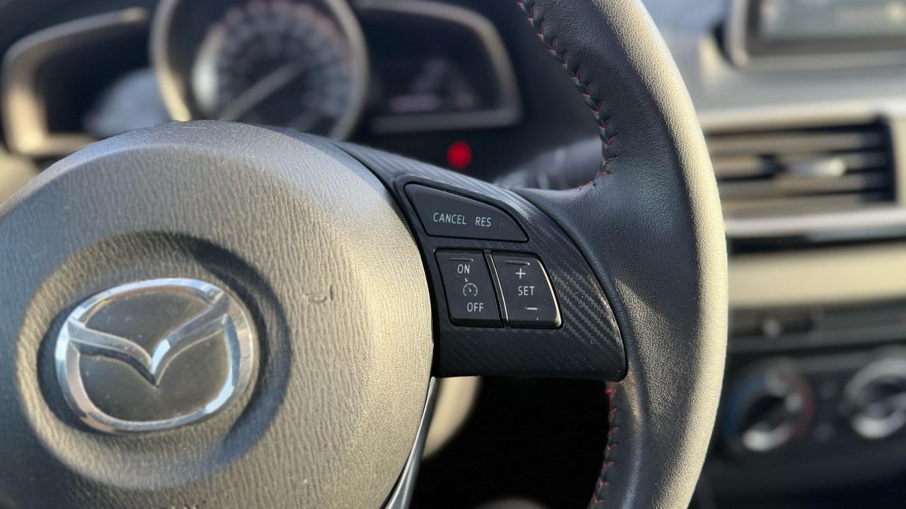 2015 Mazda MAZDA3 GS - Photo #19