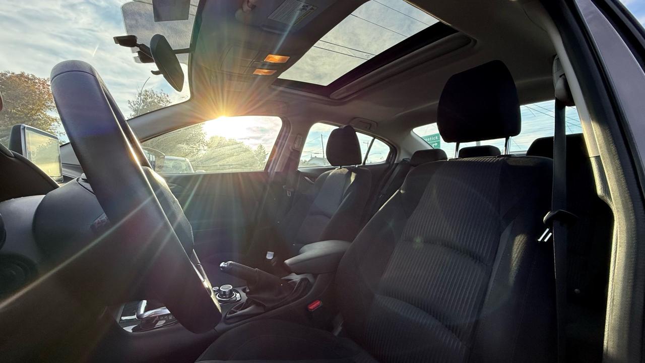 2015 Mazda MAZDA3 GS - Photo #9
