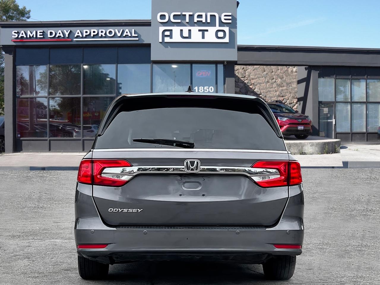 2019 Honda Odyssey EX-L Photo4