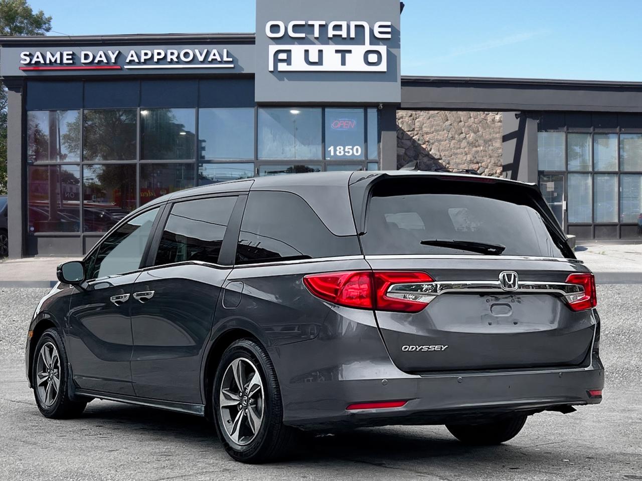 2019 Honda Odyssey EX-L - Photo #4