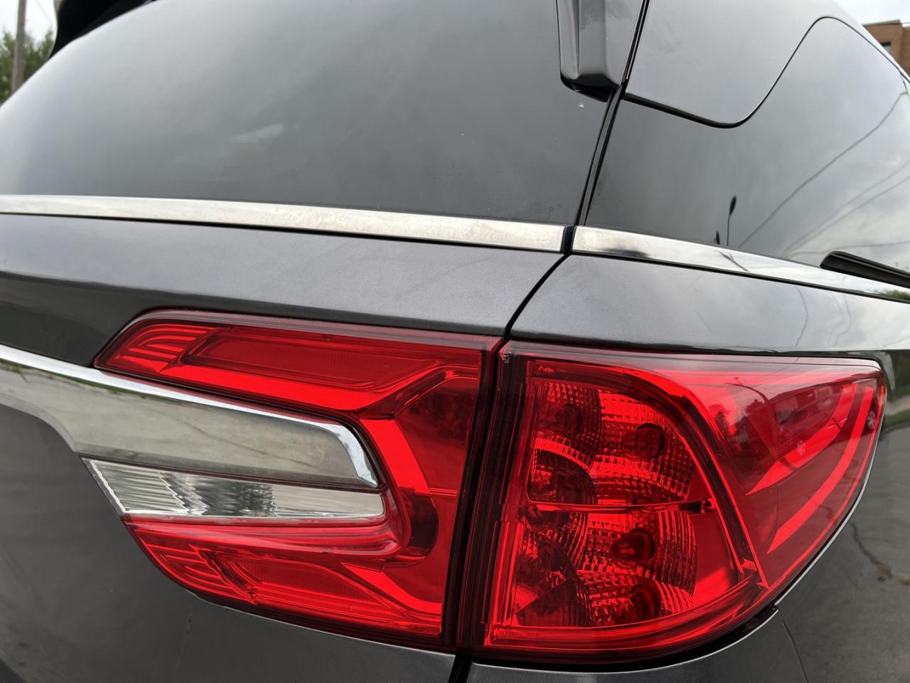 2019 Honda Odyssey EX-L - Photo #6