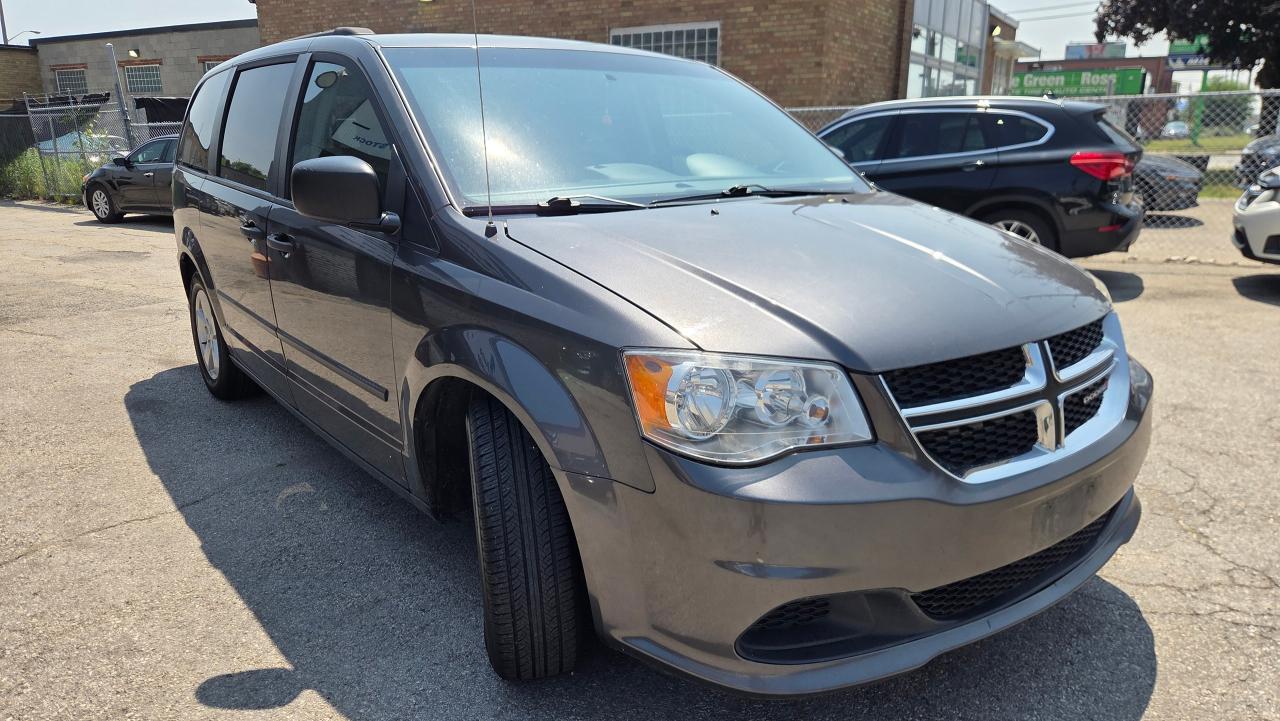 2016 Dodge Grand Caravan Value Pkg Roof rack/alloys - Photo #6