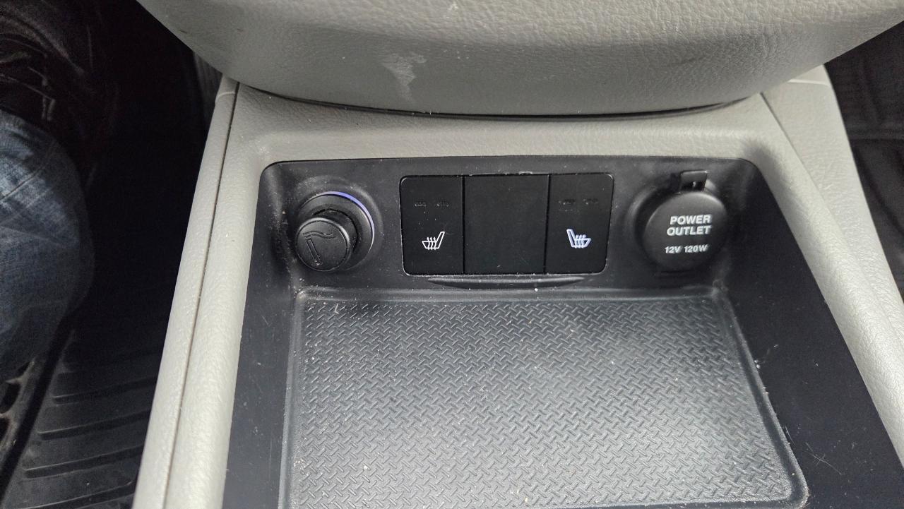 2008 Hyundai Santa Fe AWD 4dr 3.3L Auto GL 5-Pass - Photo #14