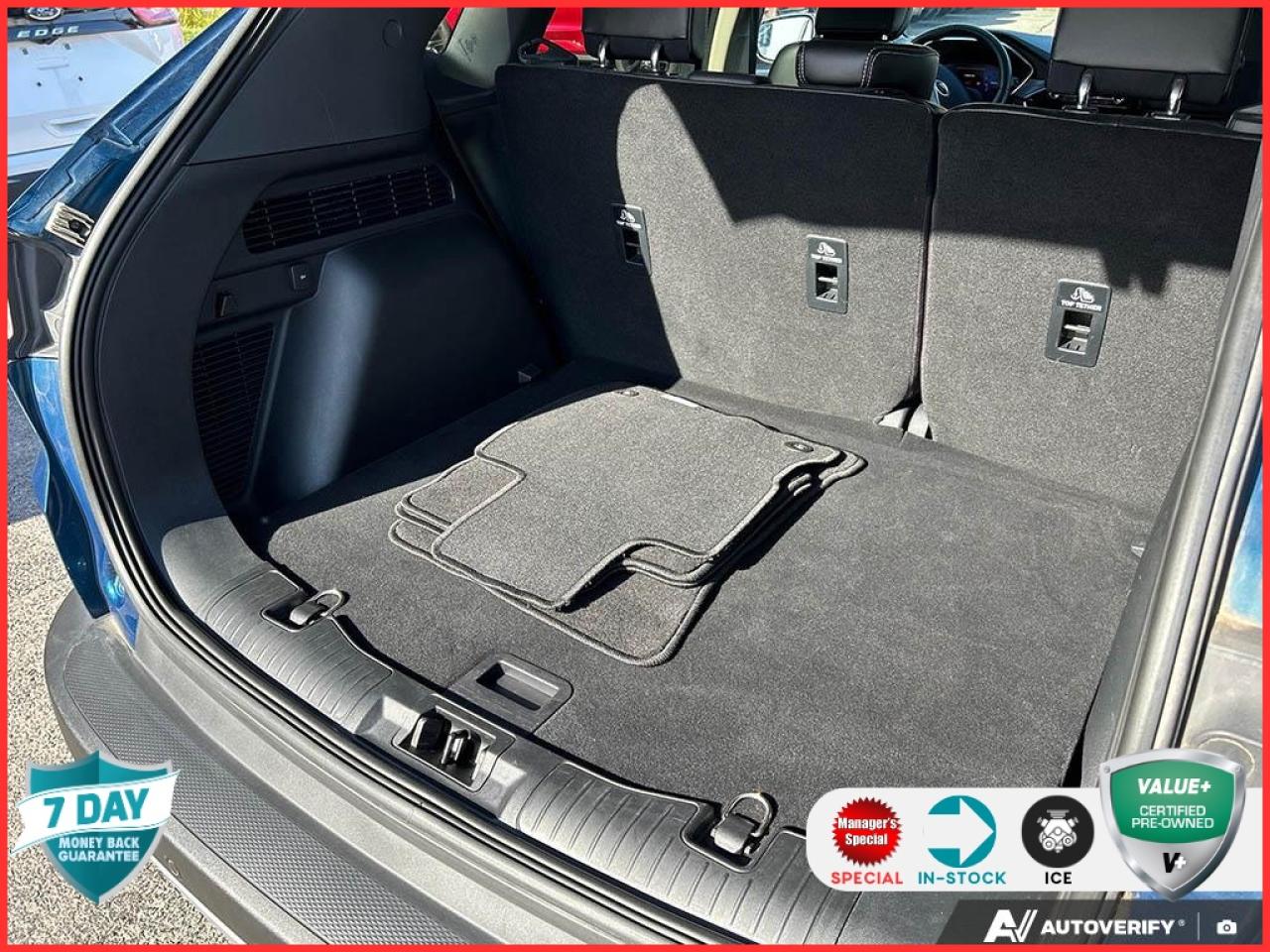 2020 Ford Escape Titanium AWD TITANIUM LEATHER LOW KMS CERTIFIED! Photo