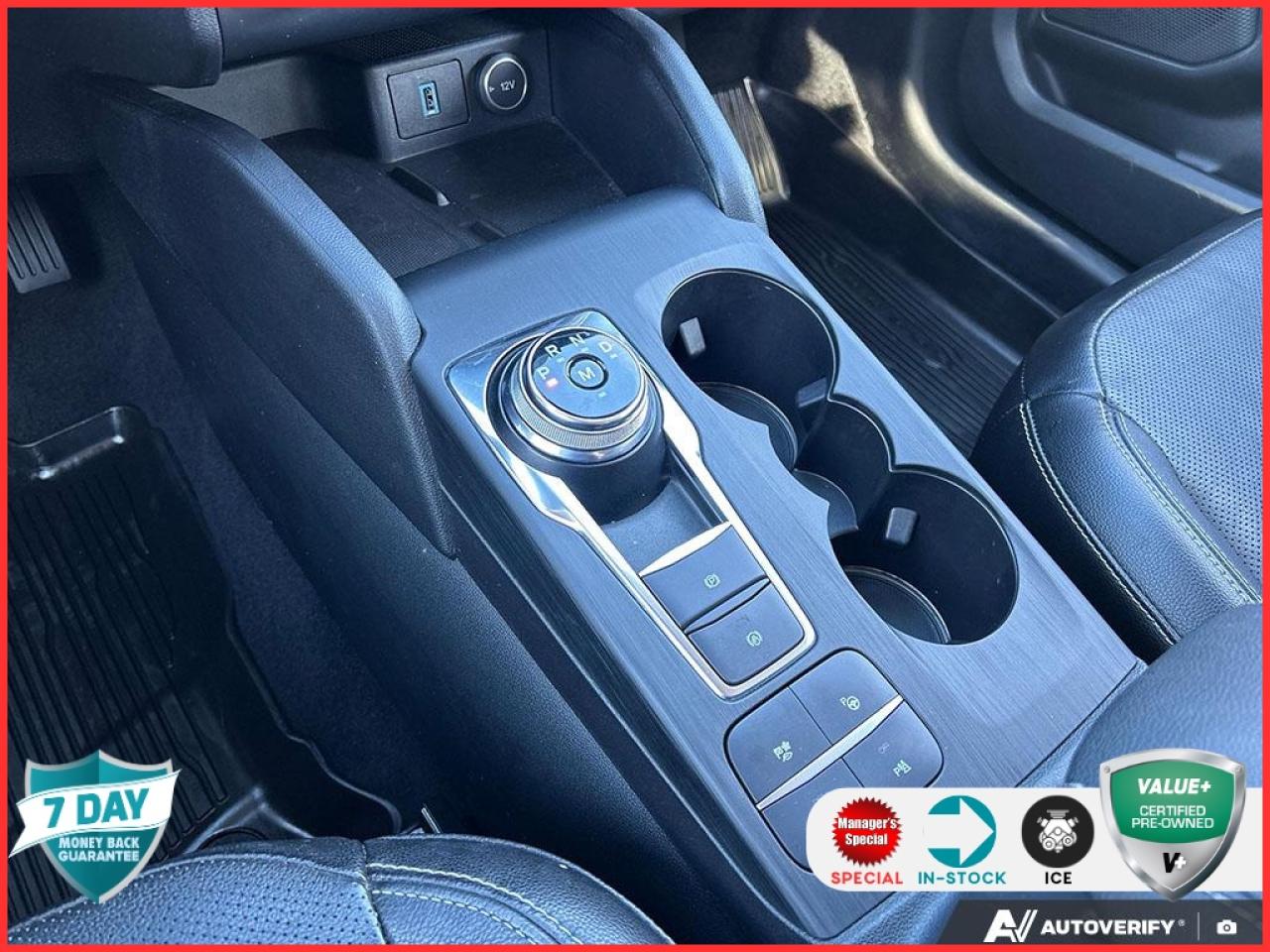 2020 Ford Escape Titanium AWD TITANIUM LEATHER LOW KMS CERTIFIED! Photo