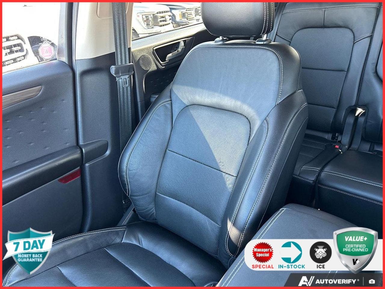 2020 Ford Escape Titanium AWD TITANIUM LEATHER LOW KMS CERTIFIED! Photo