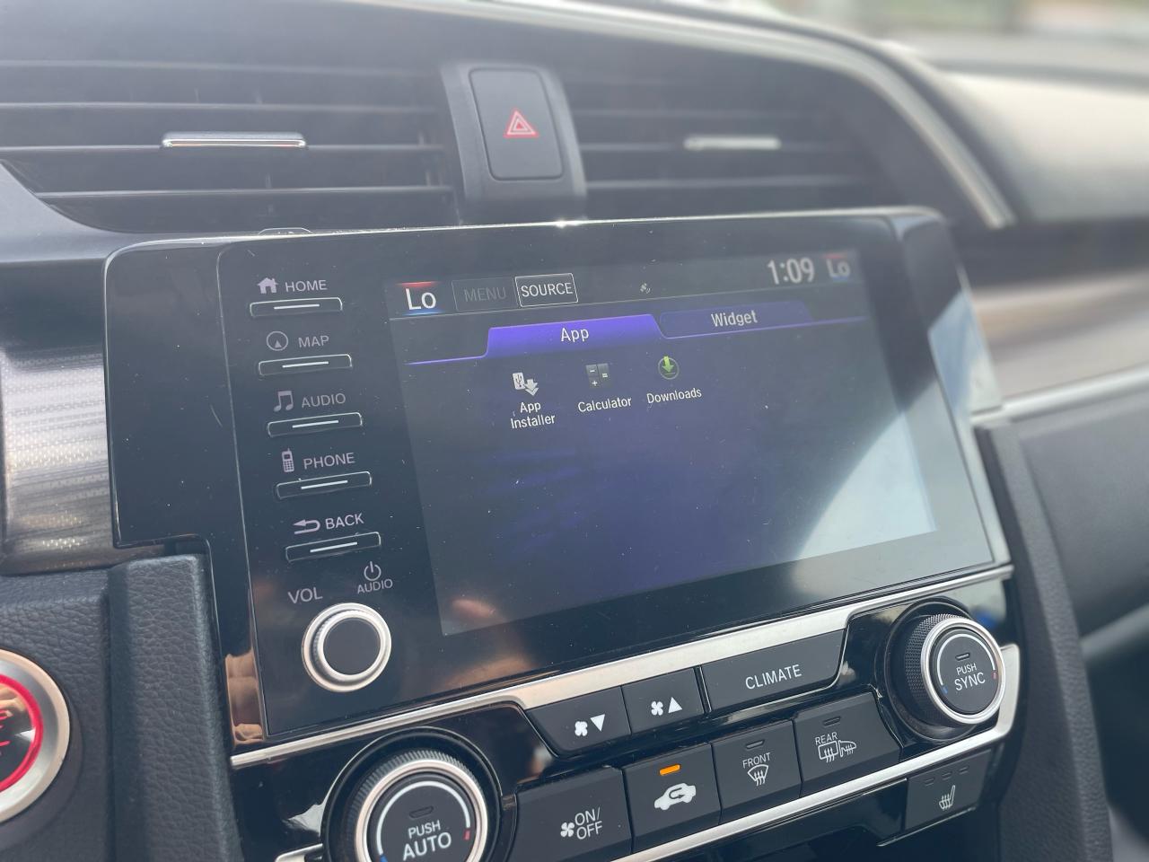 2019 Honda Civic Sedan Touring Photo5
