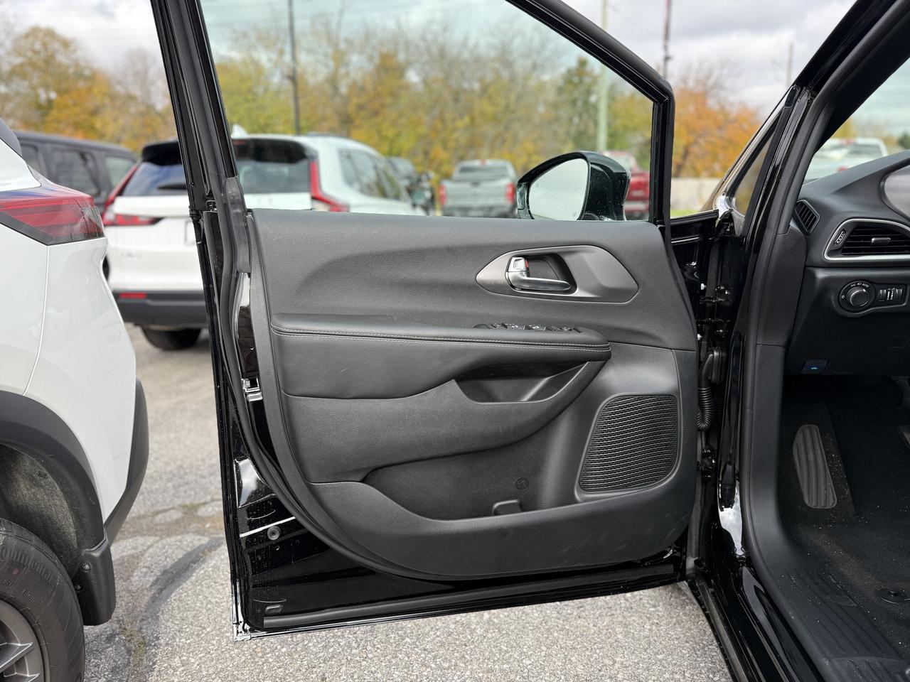 2026 Dodge Grand Caravan SXT 2WD Photo