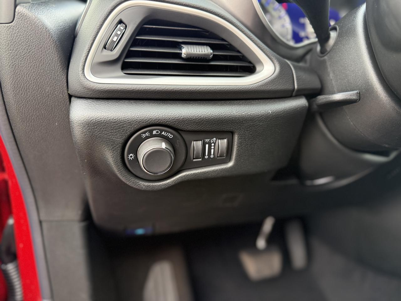 2026 Dodge Grand Caravan SXT 2WD Photo