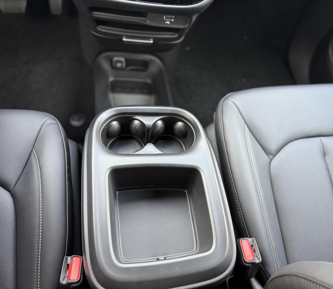 2026 Dodge Grand Caravan SXT 2WD Photo