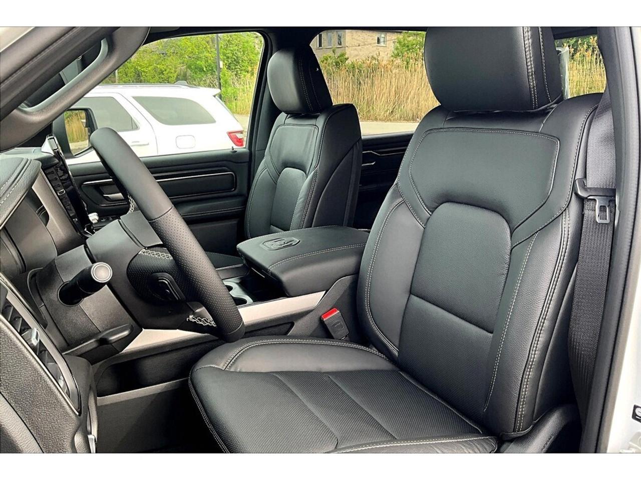 2026 RAM 1500 SPORT | Leather | Pano Roof | Level 1 | 3.92 Photo