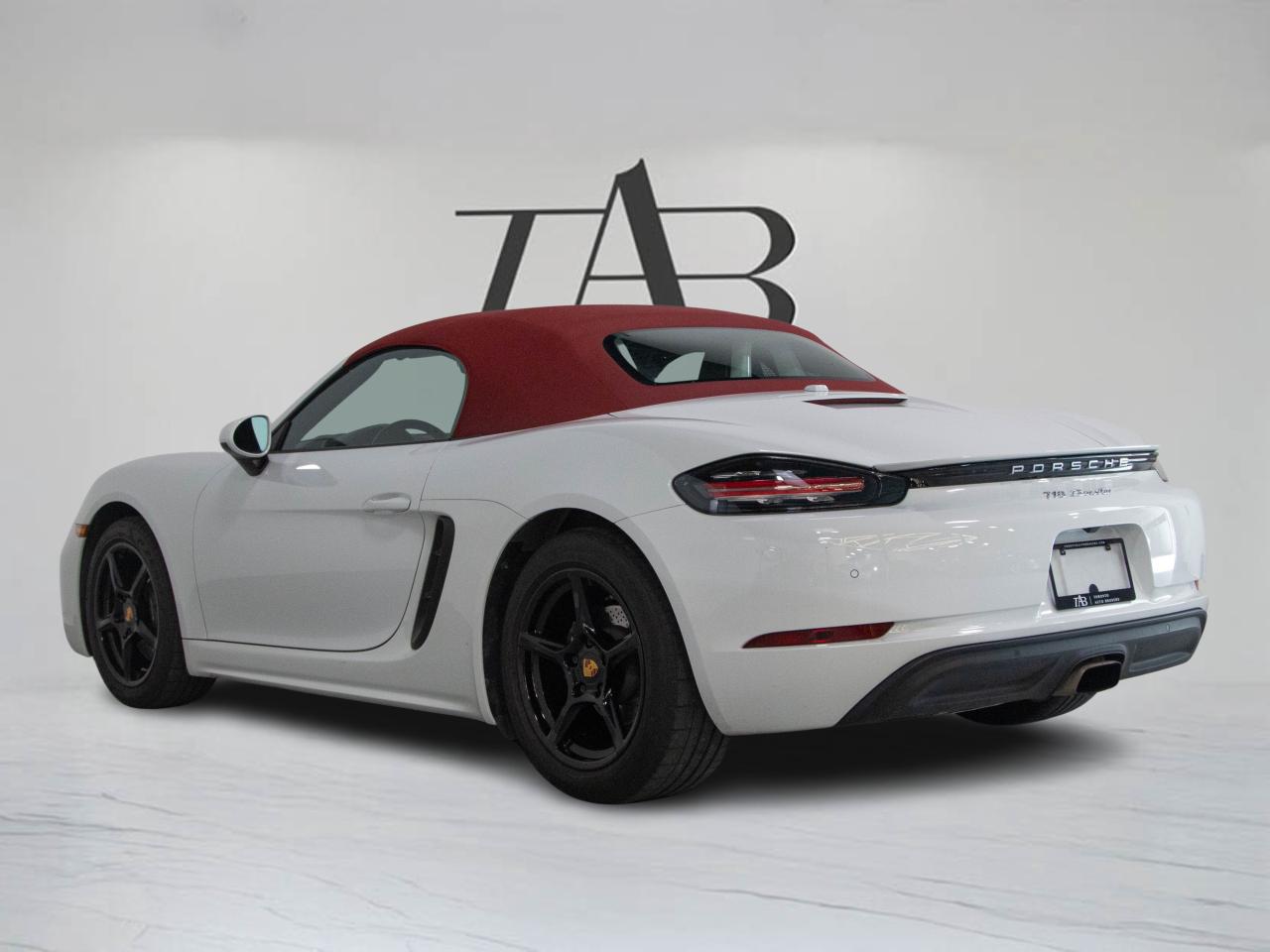 2019 Porsche Boxster 718 SOFT TOP | RED INTERIOR | LOW KM Photo4