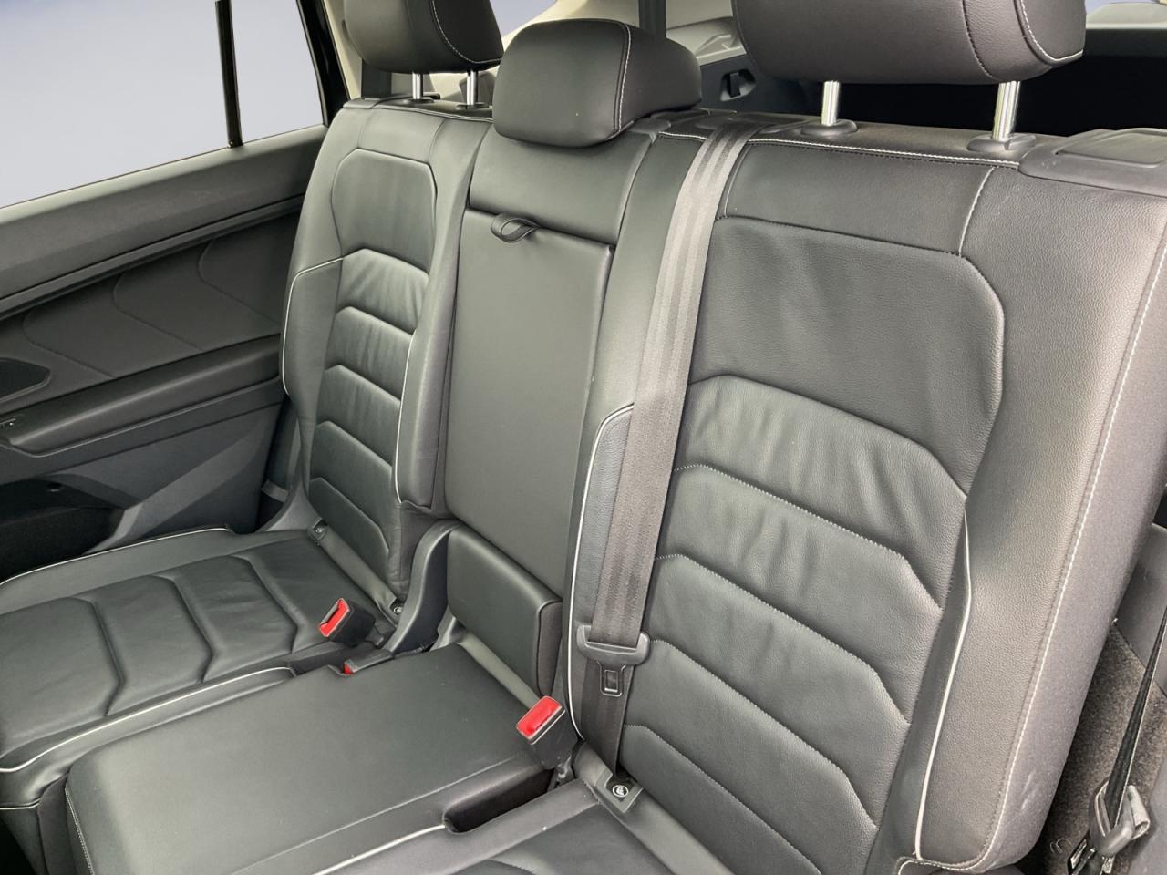 2021 Volkswagen Tiguan 2.0L Highline! 3rd Row Seat! Leather! Sunroof! Photo