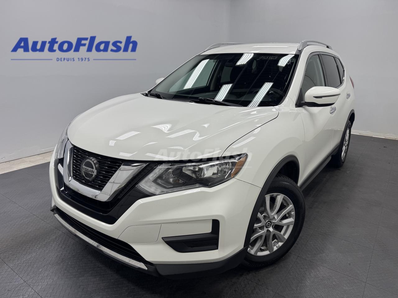 Used 2020 Nissan Rogue S, AWD, CAMERA, CARPLAY, SIEGES + VOLANT CHAUFF for sale in Saint-Hubert, QC