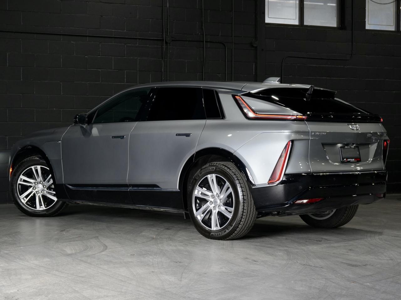 2024 Cadillac LYRIQ Tech w-1SA/PANO/DRIVE ASSIST/NO ACCIDENT/1-OWNER Photo