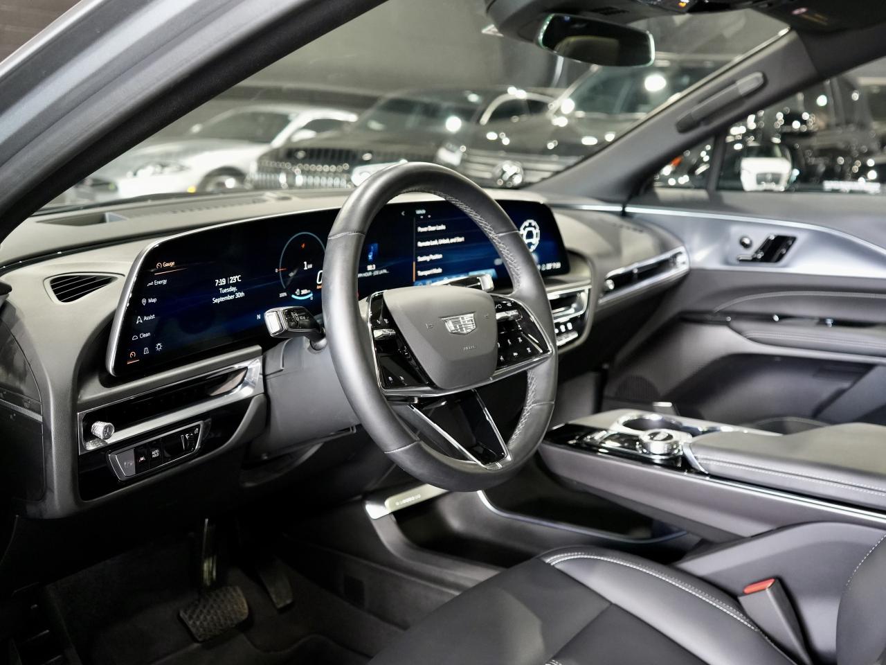 2024 Cadillac LYRIQ Tech w-1SA/PANO/DRIVE ASSIST/NO ACCIDENT/1-OWNER Photo