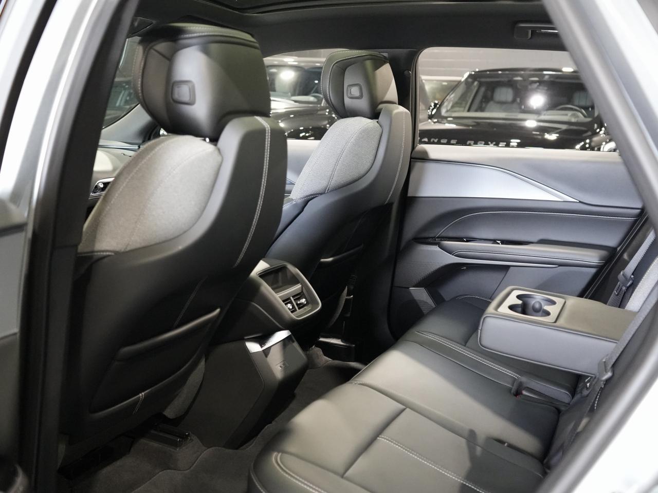 2024 Cadillac LYRIQ Tech w-1SA/PANO/DRIVE ASSIST/NO ACCIDENT/1-OWNER Photo