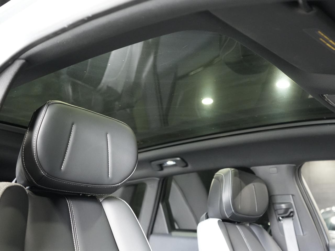 2024 Cadillac LYRIQ Tech w-1SA/PANO/DRIVE ASSIST/NO ACCIDENT/1-OWNER Photo