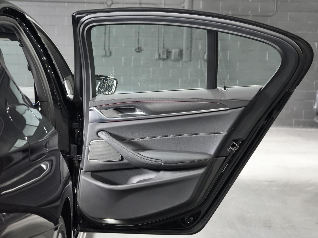 2022 BMW 5 Series 540i xDrive/M SPORT/HUD/HARMAN K/ROOF/NO ACCIDENTS Photo