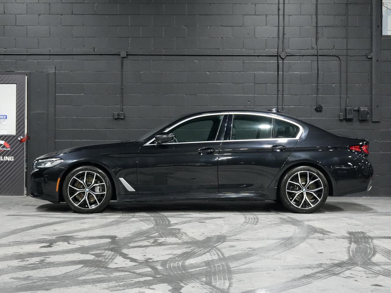 2022 BMW 5 Series 540i xDrive/M SPORT/HUD/HARMAN K/ROOF/NO ACCIDENTS Photo3