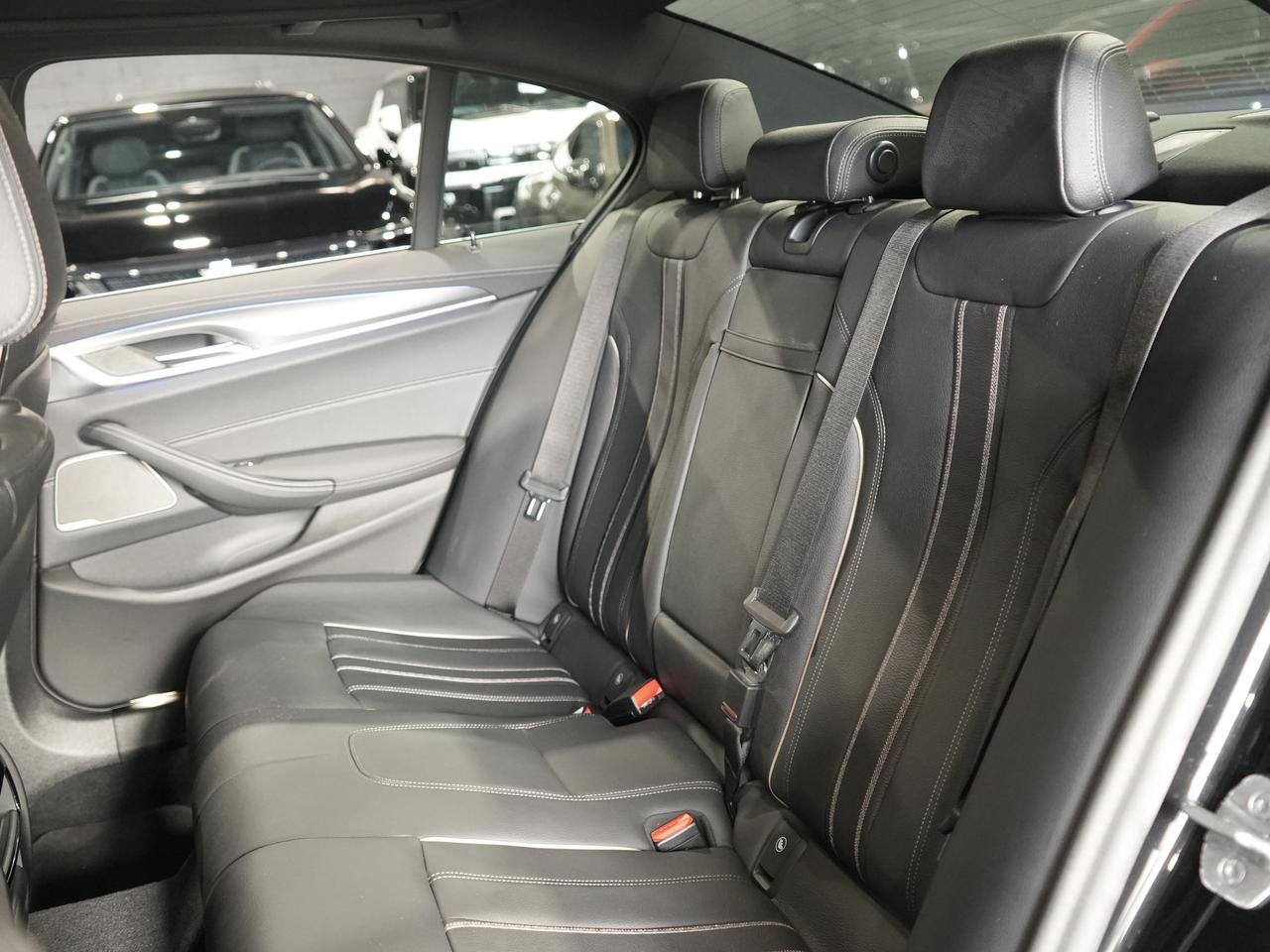 2022 BMW 5 Series 540i xDrive/M SPORT/HUD/HARMAN K/ROOF/NO ACCIDENTS Photo