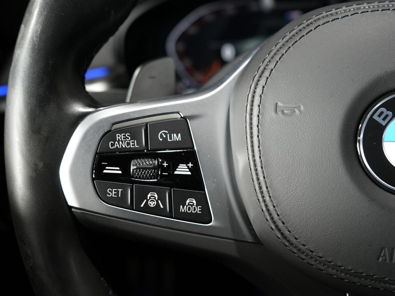 2022 BMW 5 Series 540i xDrive/M SPORT/HUD/HARMAN K/ROOF/NO ACCIDENTS Photo