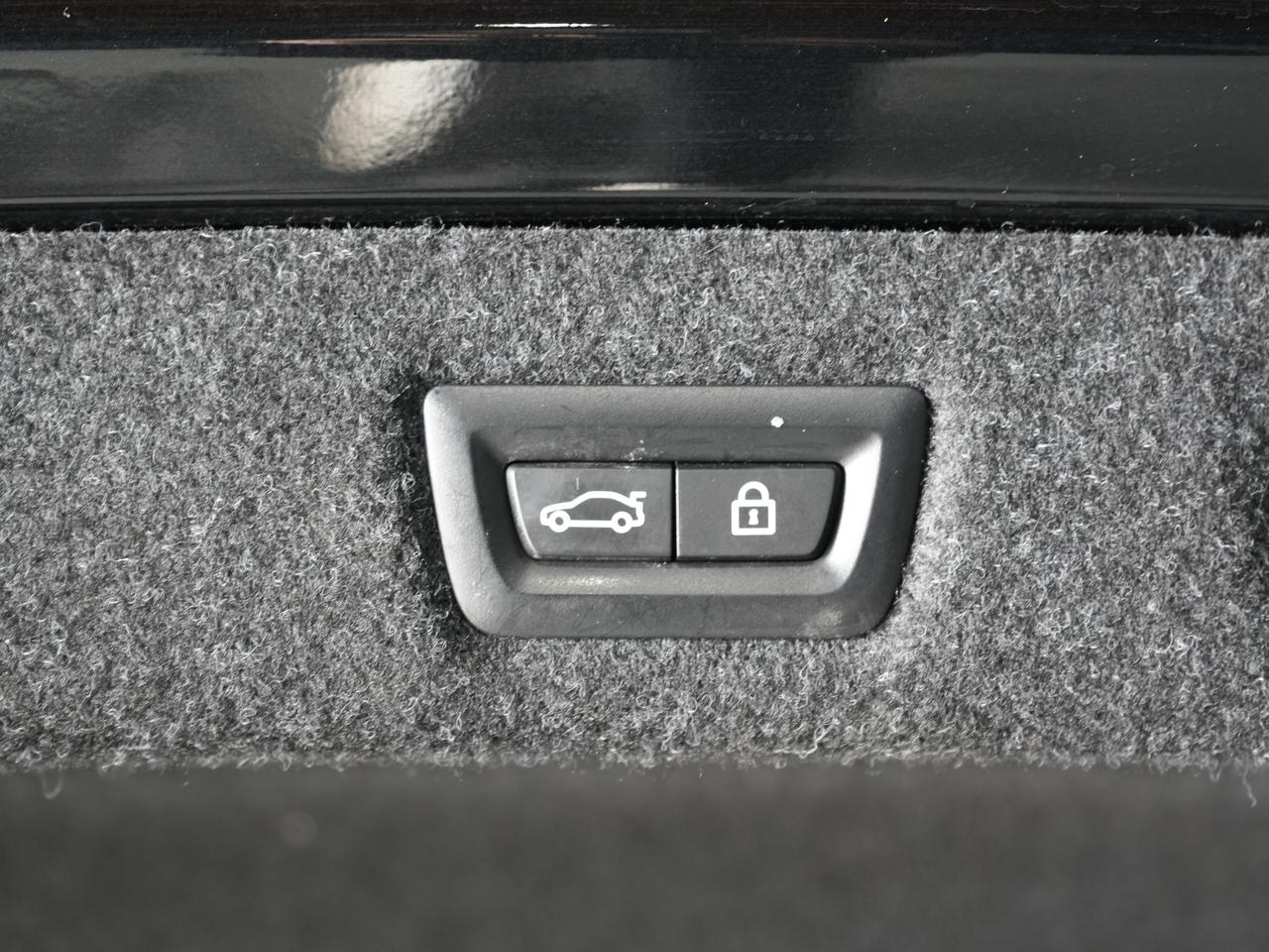 2022 BMW 5 Series 540i xDrive/M SPORT/HUD/HARMAN K/ROOF/NO ACCIDENTS Photo