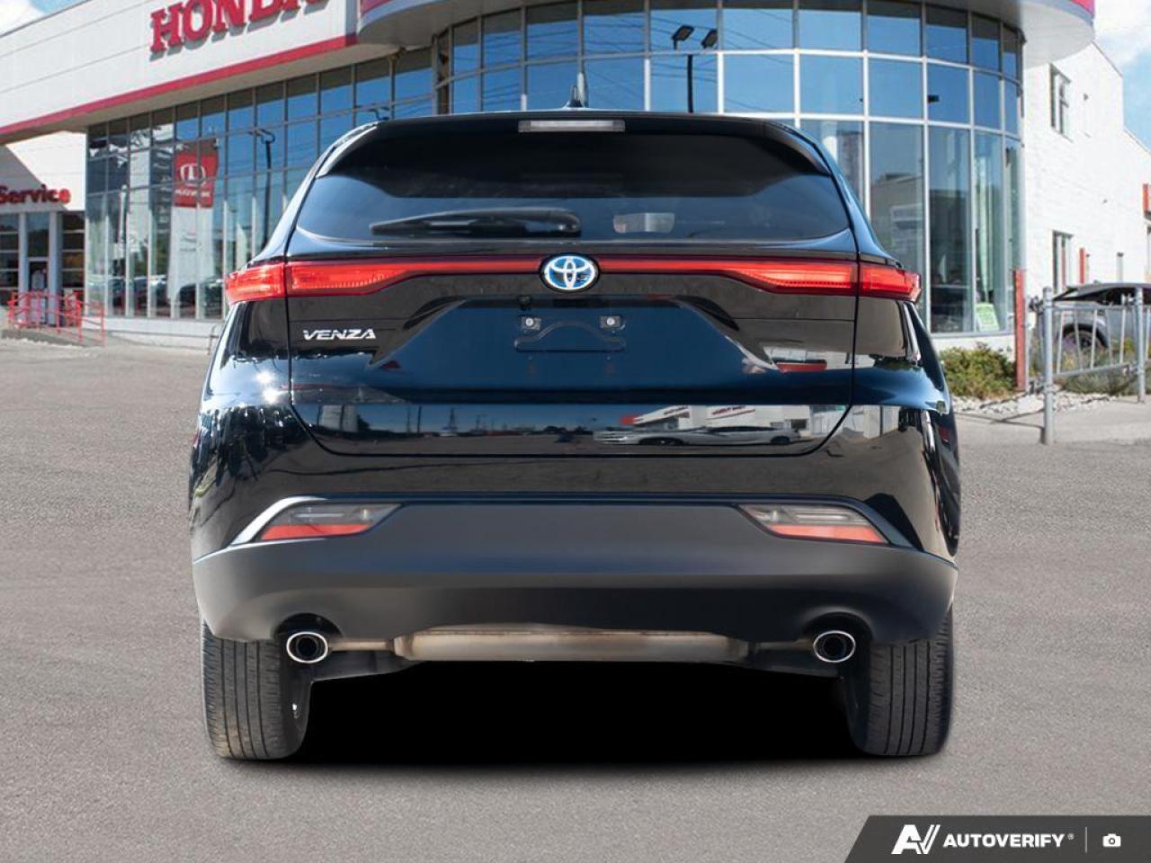 2024 Toyota Venza  Photo4