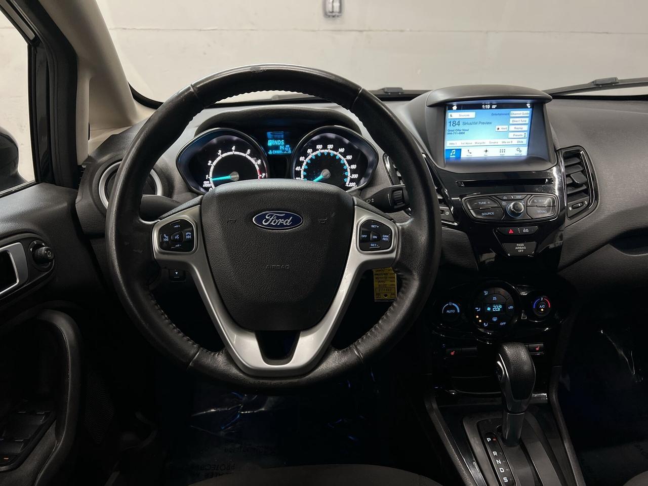 2016 Ford Fiesta SE | LOW KMS!! | 16IN ALLOYS | NAV | BLUETOOTH Photo