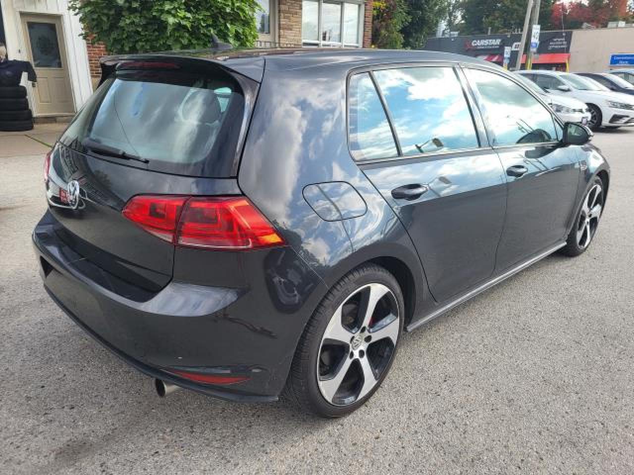 2017 Volkswagen Golf GTI Autobahn Photo