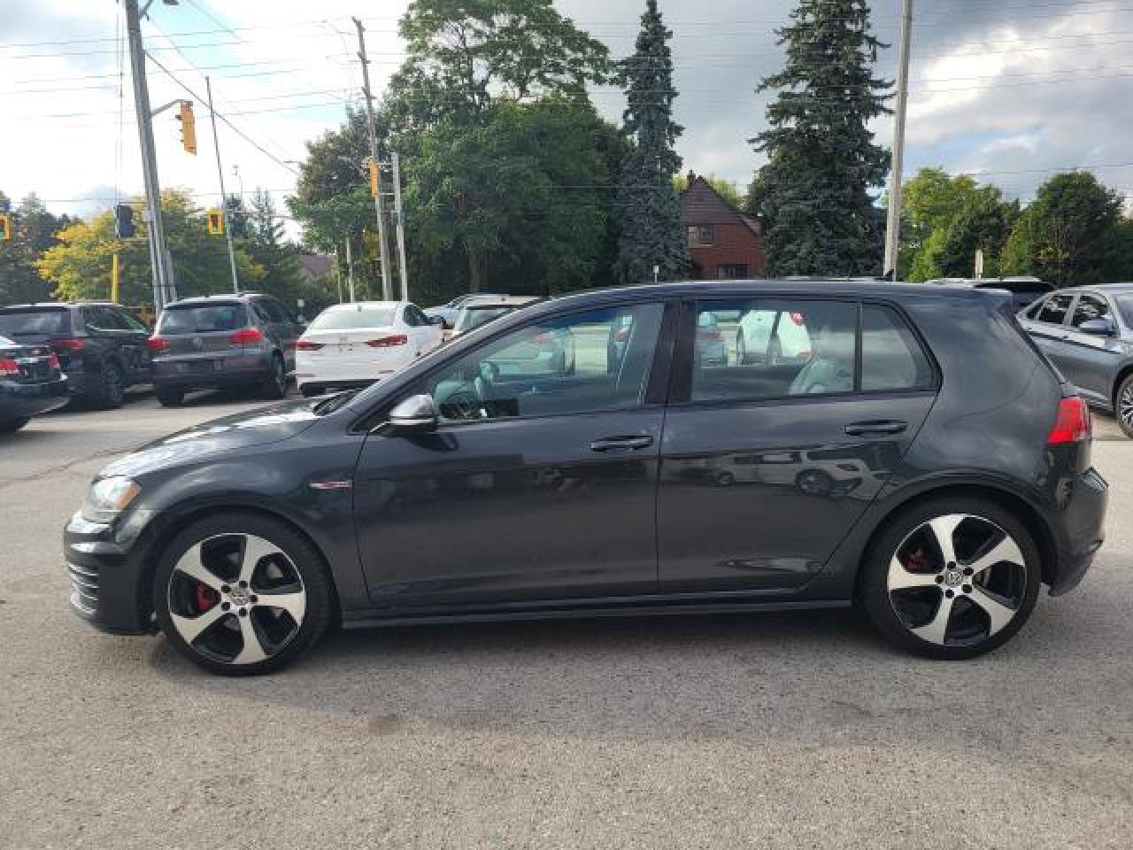 2017 Volkswagen Golf GTI Autobahn Photo