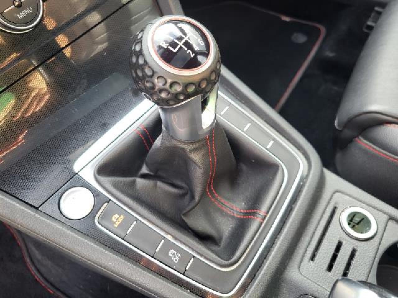 2017 Volkswagen Golf GTI Autobahn Photo34