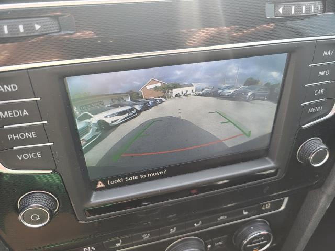 2017 Volkswagen Golf GTI Autobahn Photo