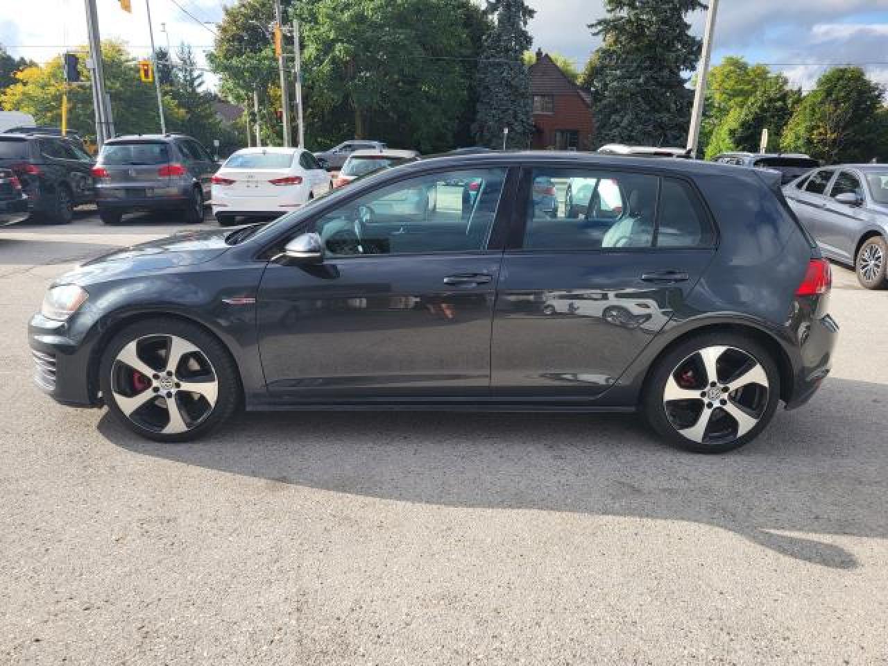 2017 Volkswagen Golf GTI Autobahn Photo