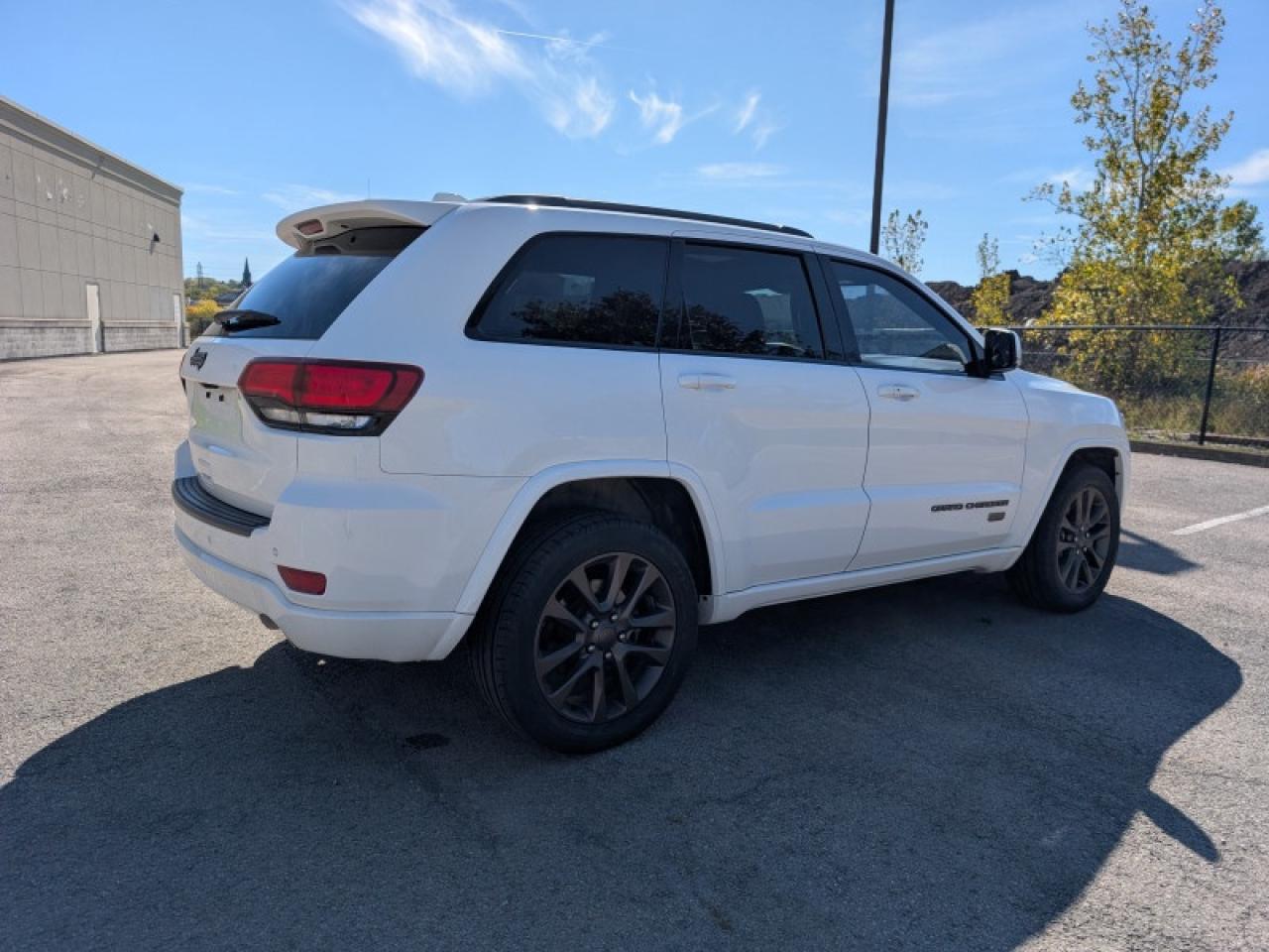 2017 Jeep Grand Cherokee Limited 75th Edition  **LOW KMS** Photo