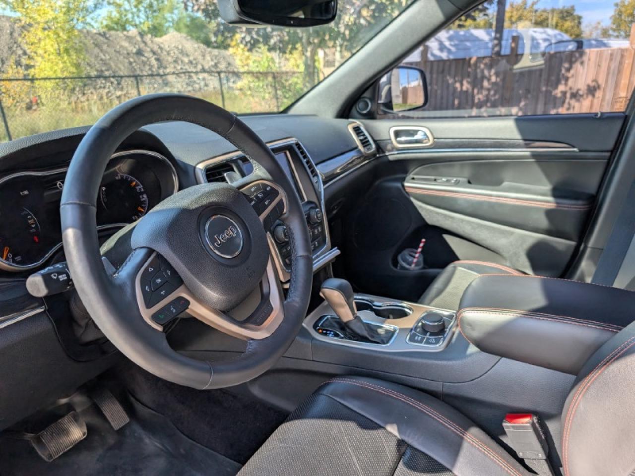 2017 Jeep Grand Cherokee Limited 75th Edition  **LOW KMS** Photo