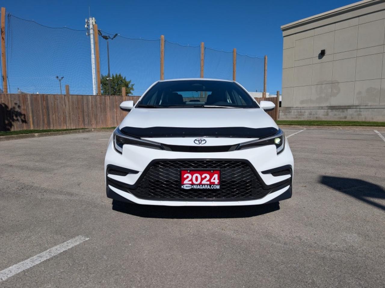 2024 Toyota Corolla SE  **LOW KMS - CLEAN CARFAX** Photo