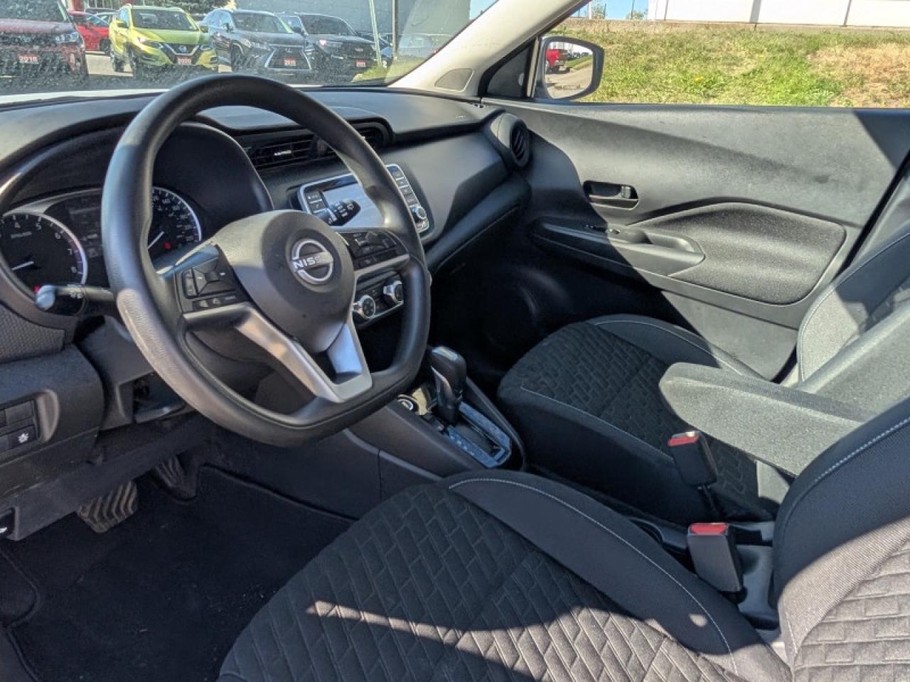 2022 Nissan Kicks S  **VERY LOW KMS - CLEAN CF** Photo