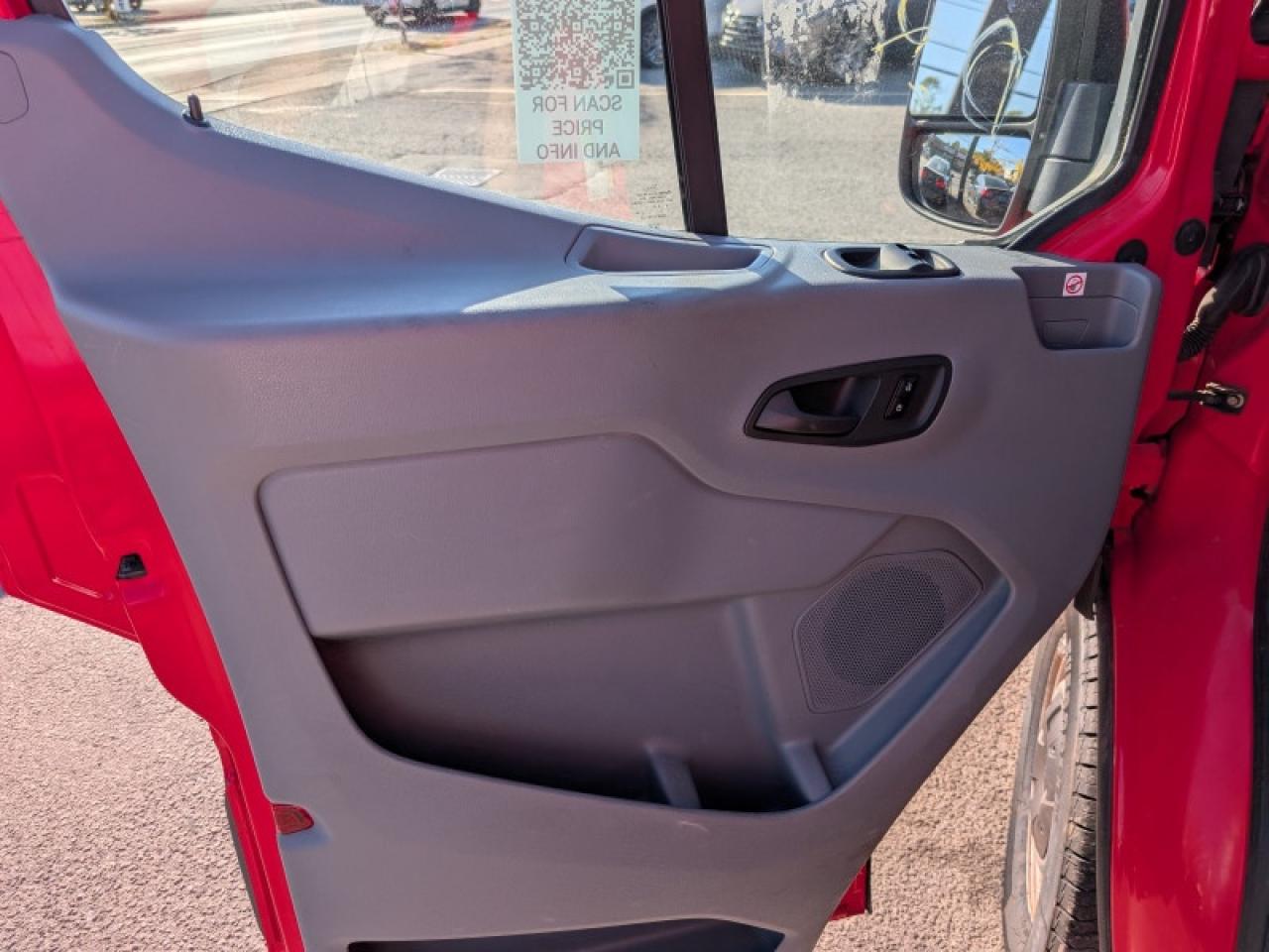 2019 Ford Transit VAN Low Roof Cargo Van 130``  **29 SERV. RECS.** Photo