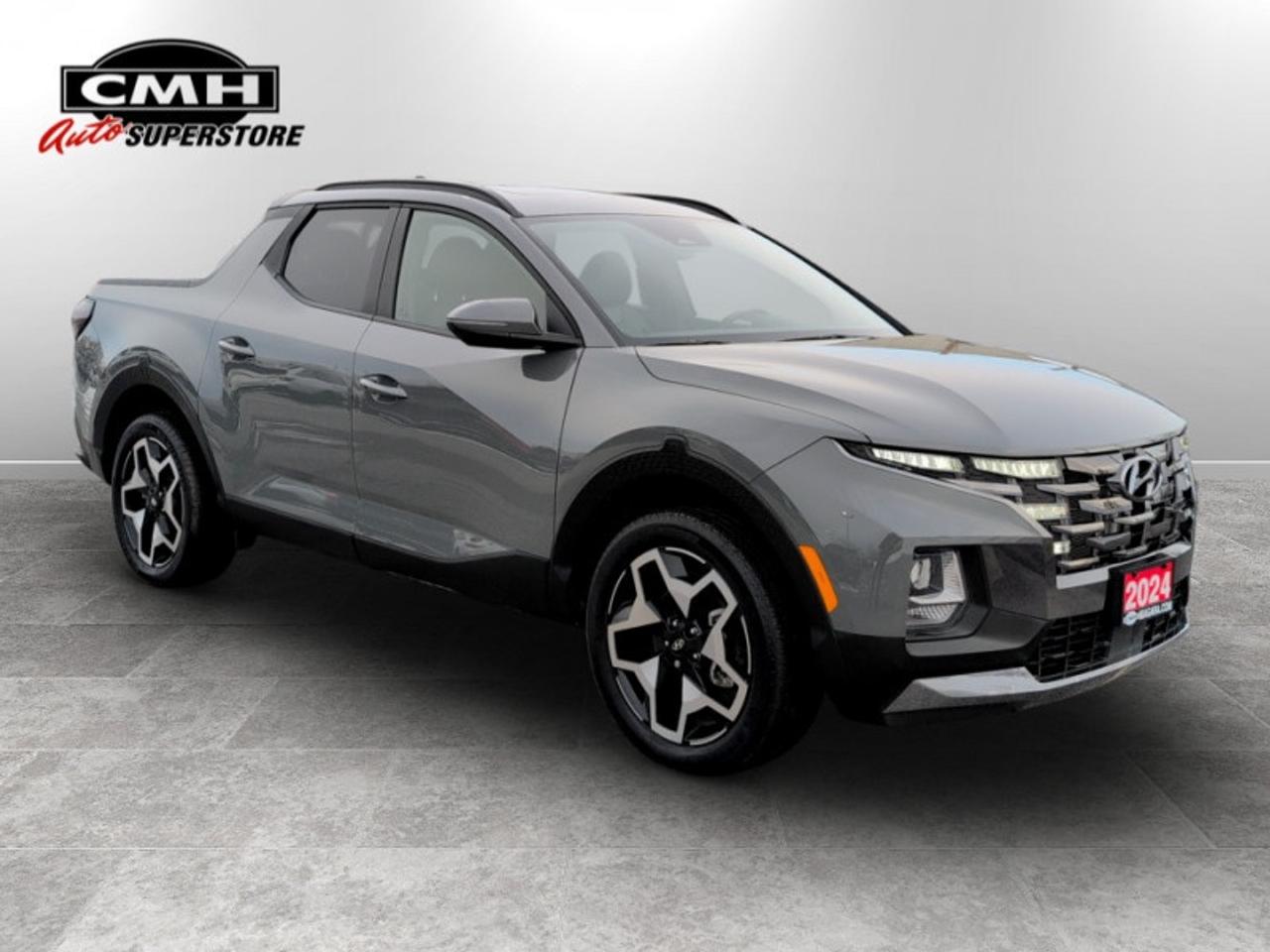 2024 Hyundai Santa Cruz Trend   **LOW KMS - 1 OWNER - MINT** Photo