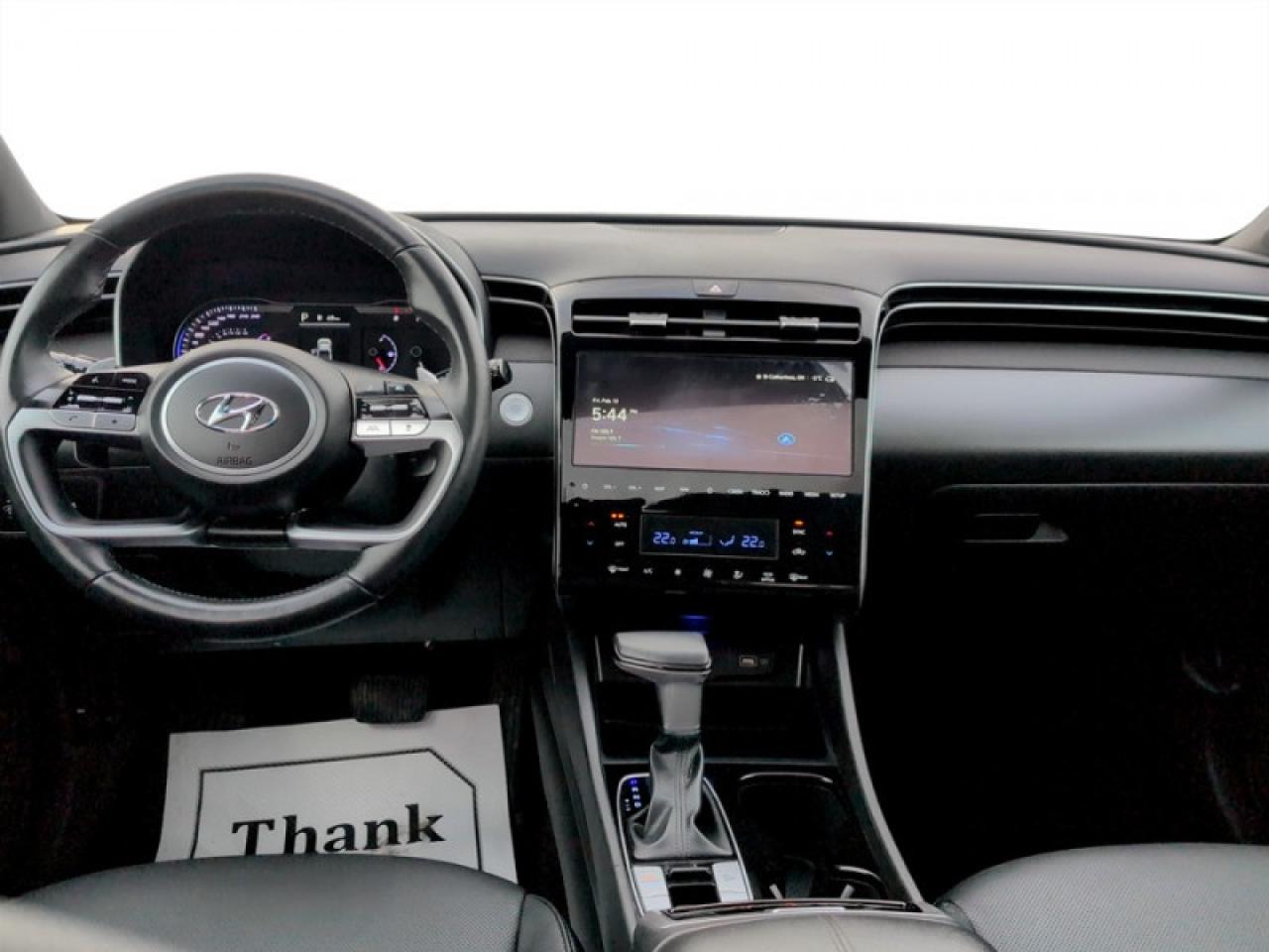 2024 Hyundai Santa Cruz Trend   **LOW KMS - 1 OWNER - MINT** Photo