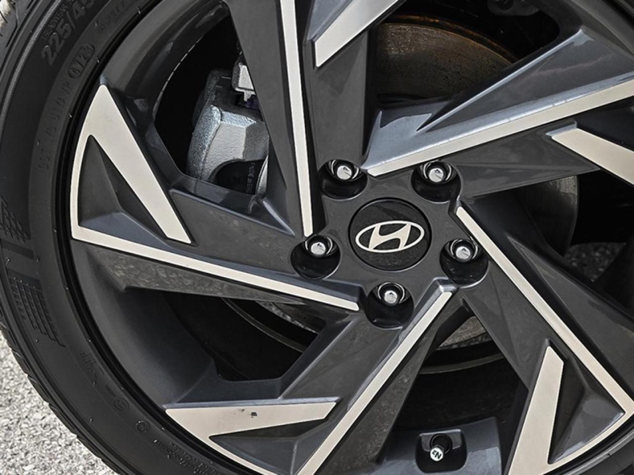 2026 Hyundai Elantra Luxury  -  Sunroof - $113.02 /Wk Photo