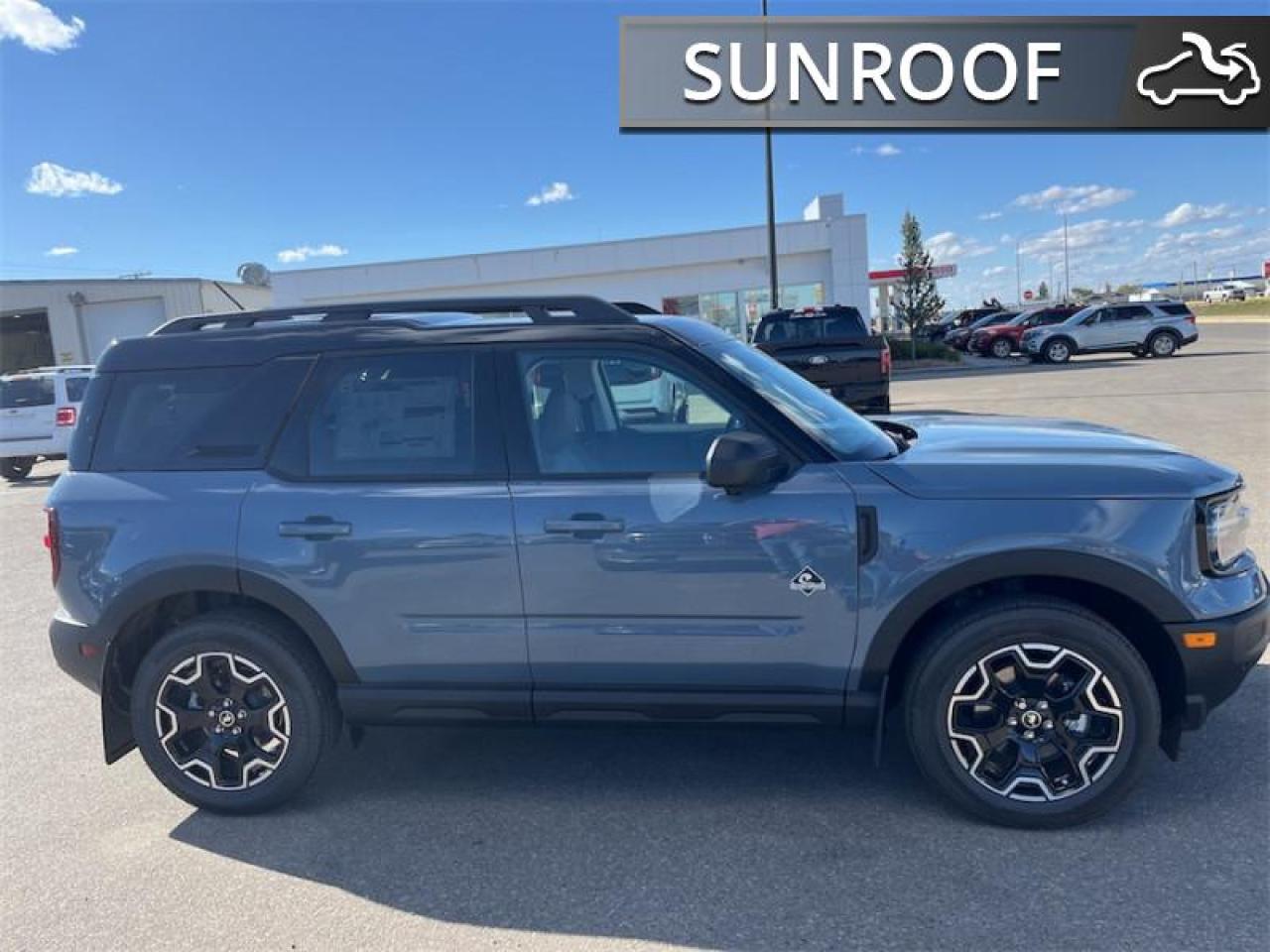 2025 Ford Bronco Sport Outer Banks  - Sunroof Photo1