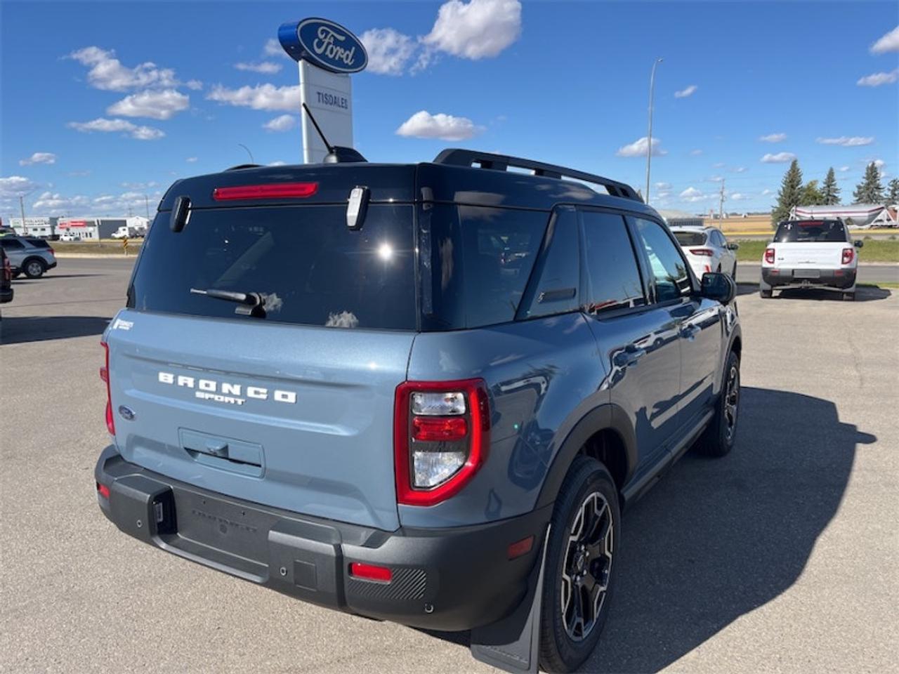 2025 Ford Bronco Sport Outer Banks  - Sunroof Photo5