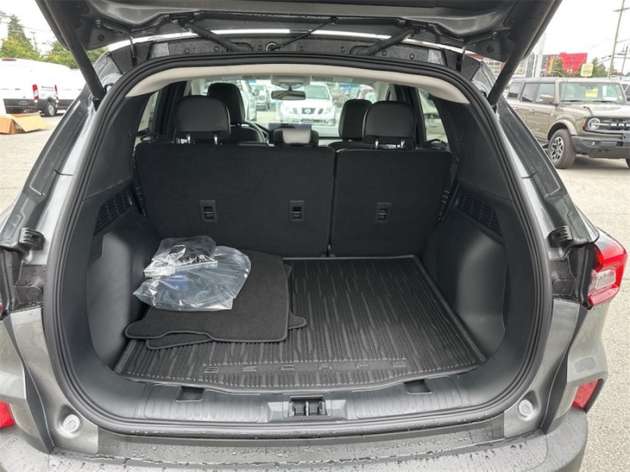 2025 Ford Escape PHEV  - Heated Seats Photo5
