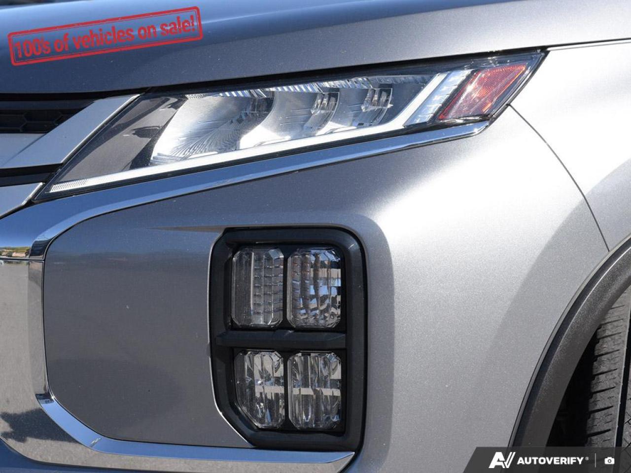 2022 Mitsubishi RVR SE